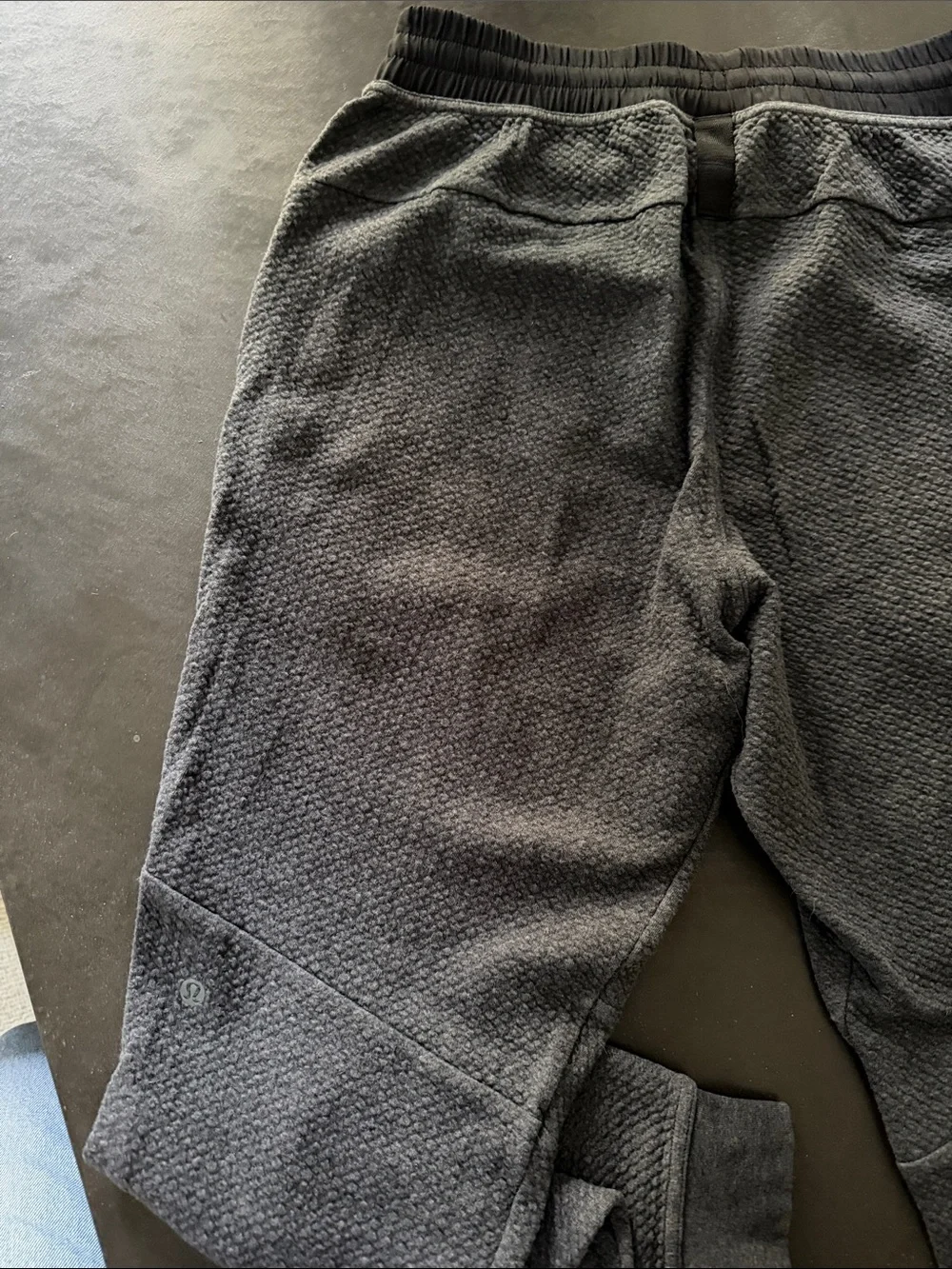 Lululemon - Textured Gray Jogger Sweatpants